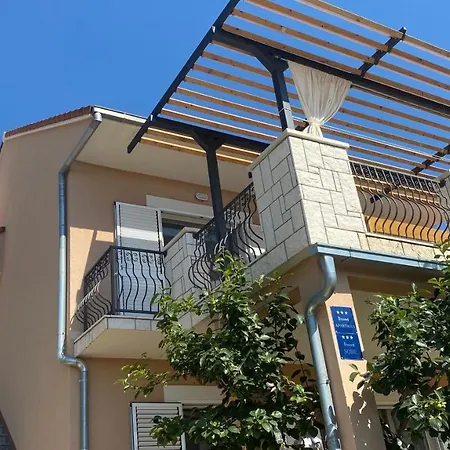 Guest house Lavanda Milna (Brac)