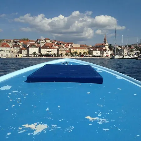 Lavanda Gasthuis Milna (Brac)