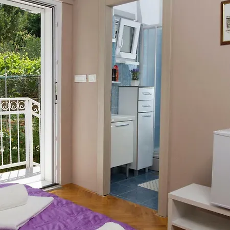Guest house Lavanda 3*